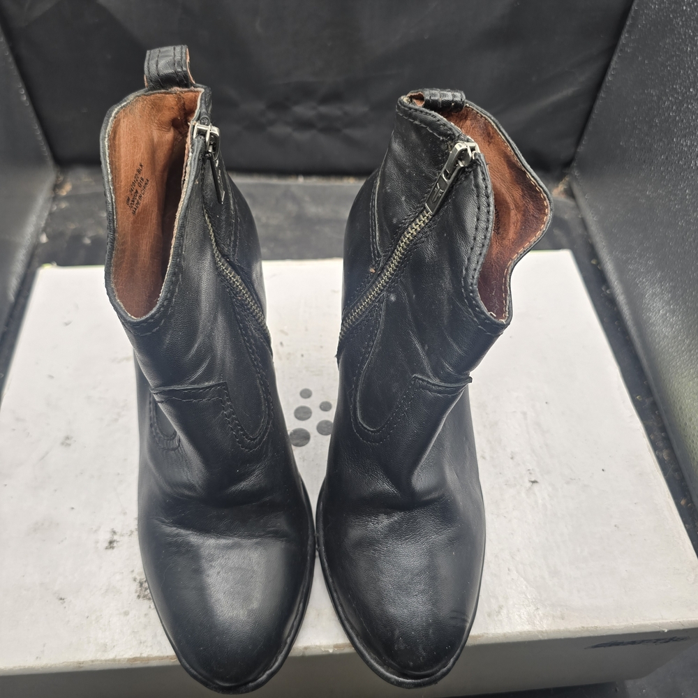 Frye Black‎ Leather Ankle Booties